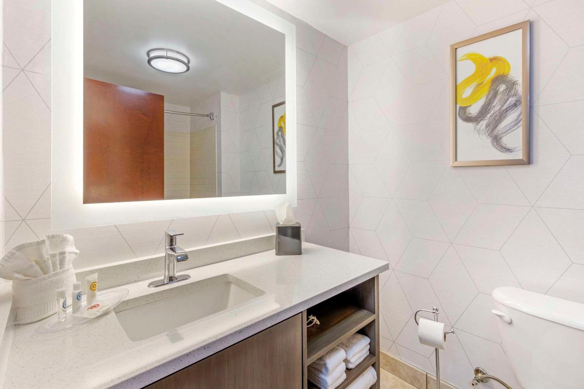 Comfort Suites Whitsett - Greensboro East Extérieur photo